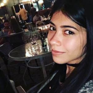 Meet your Posher, Gaby